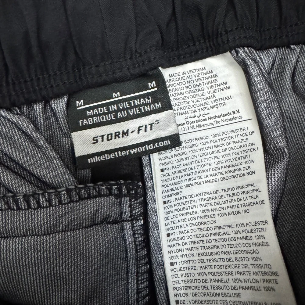 Nike Vintage Storm Fit Pants Size Medium